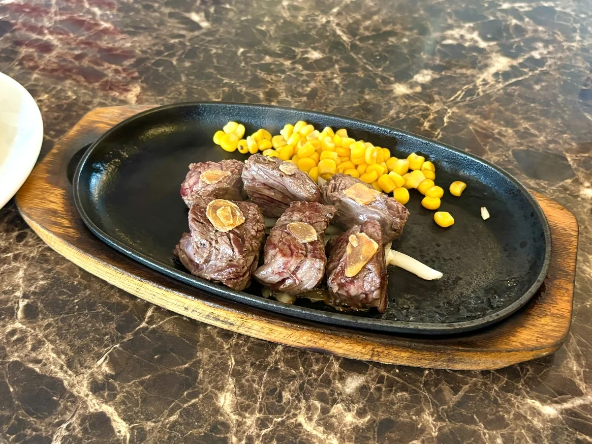 合盛　ハラミステーキ50ｇ　サービス