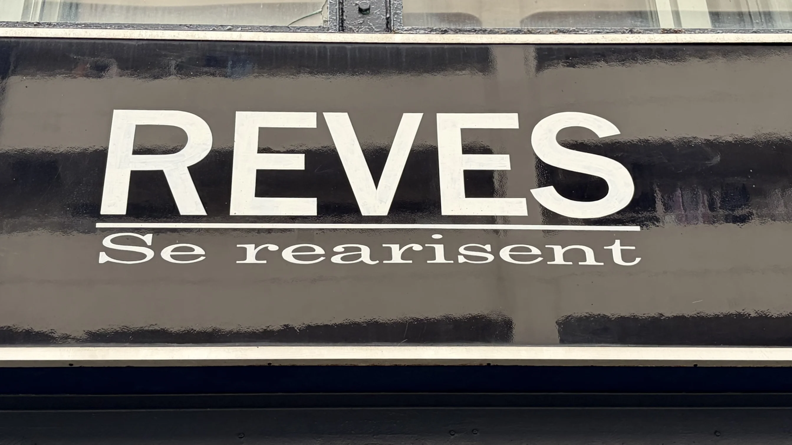 REVES